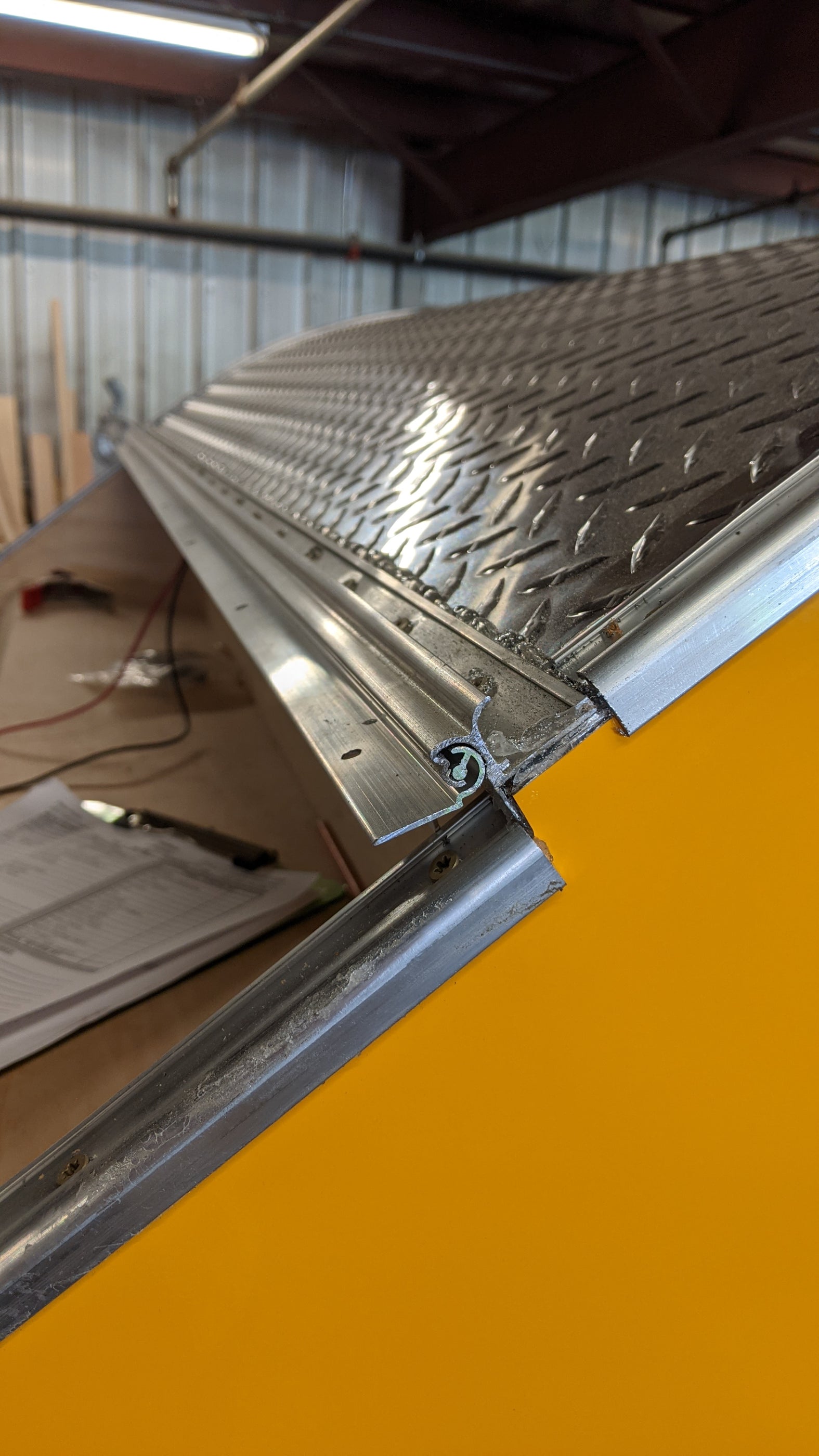 Hurricane Hinge with Rain Gutter — TCTeardrops